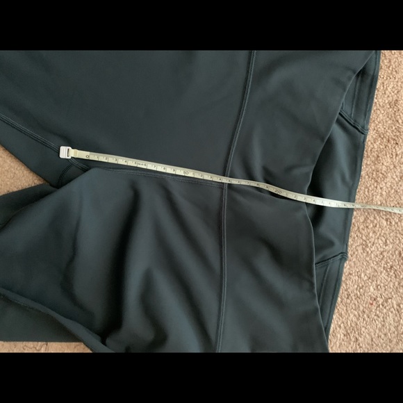 lululemon woman pants - Picture 7 of 7